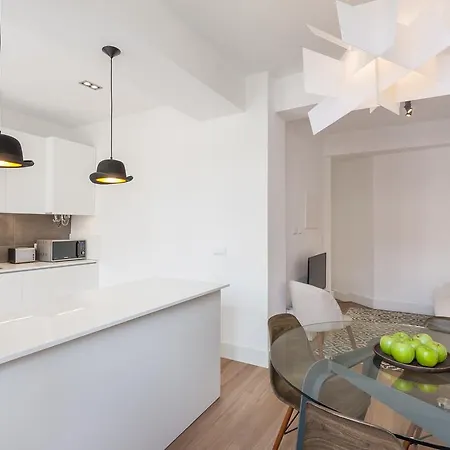 Your Santa Apolonia Apartament Lizbona