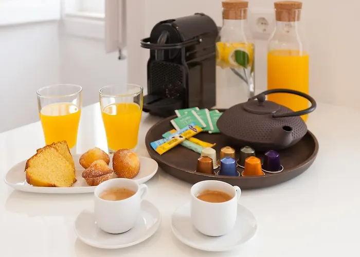 Your Santa Apolonia * Lisboa