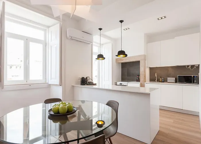 Your Santa Apolonia *